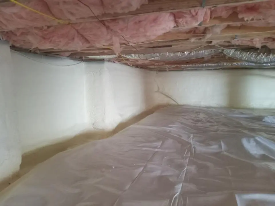 Crawl space encapsulation with closed-cell spray foam for Flat Roof Repair in Progreso